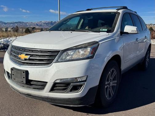 2017 Chevrolet Traverse 2LT