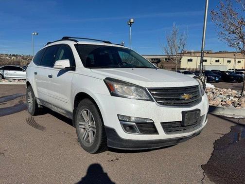 2017 Chevrolet Traverse 2LT