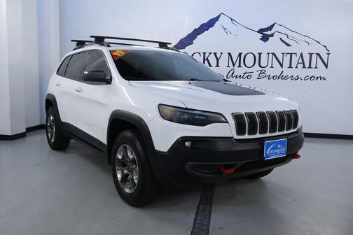 Bright White Clearcoat 2019 Jeep Cherokee Trailhawk