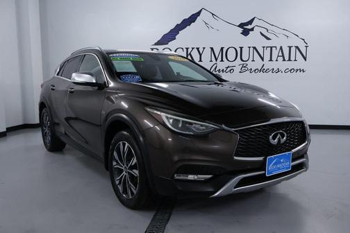 2018 INFINITI QX30 Premium