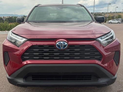 2023 Toyota RAV4 Hybrid LE