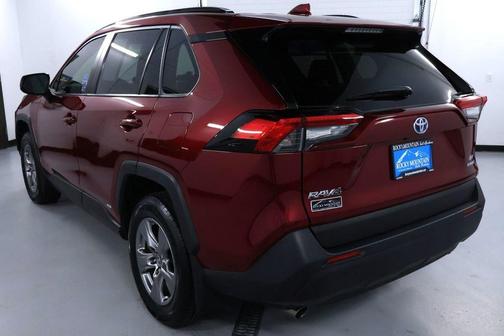 2023 Toyota RAV4 Hybrid LE