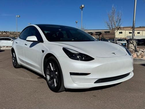 2022 Tesla Model 3 Long Range
