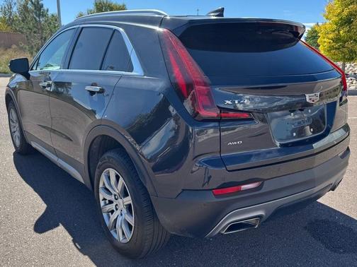 2023 Cadillac XT4 Premium Luxury