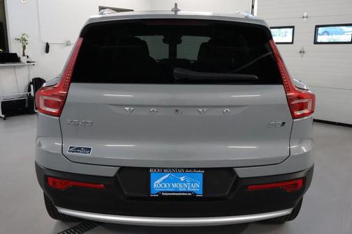 Bright 2024 Volvo XC40 B5 Plus Bright Theme