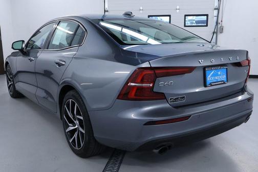 2019 Volvo S60 T6 Momentum