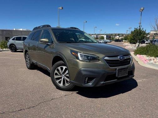 Autumn Green Metallic 2021 Subaru Outback Premium