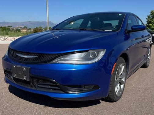 2015 Chrysler 200 S