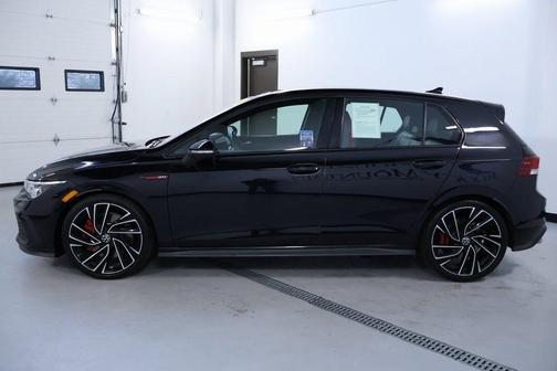 2022 Volkswagen Golf GTI 2.0T Autobahn
