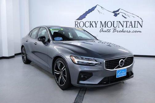 2020 Volvo S60 T6 R-Design