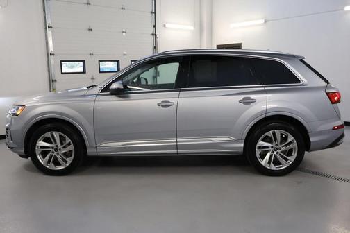Florett Silver Metallic 2022 Audi Q7 55 Premium Plus