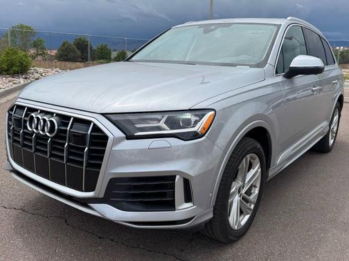 Florett Silver Metallic 2022 Audi Q7 55 Premium Plus