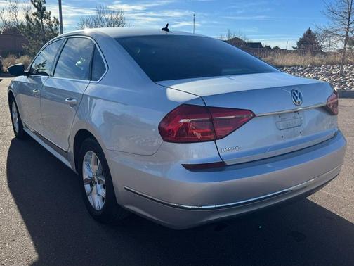 2016 Volkswagen Passat 1.8T S