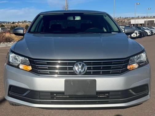 2016 Volkswagen Passat 1.8T S