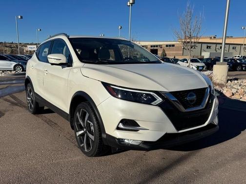 2022 Nissan Rogue Sport SL