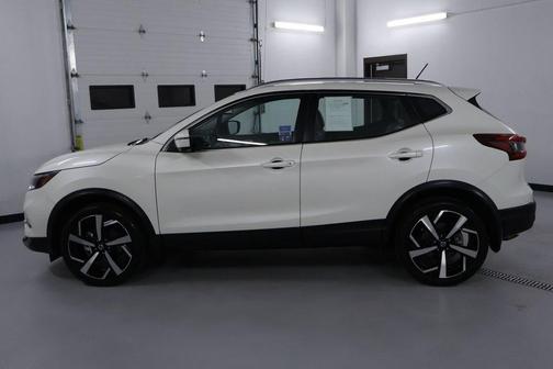 2022 Nissan Rogue Sport SL