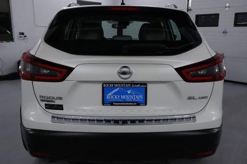 2022 Nissan Rogue Sport SL