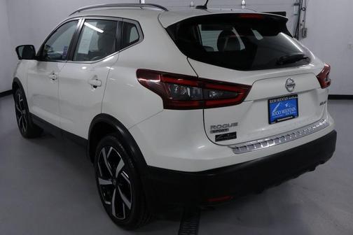 2022 Nissan Rogue Sport SL