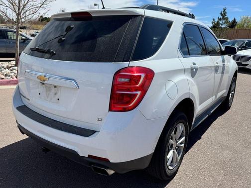 Summit White 2017 Chevrolet Equinox 1LT