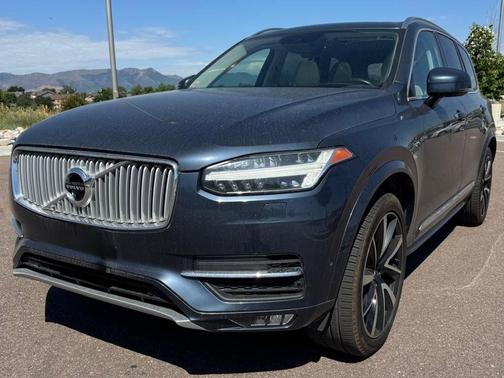 2019 Volvo XC90 T6 Inscription