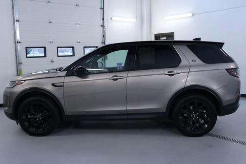 2022 Land Rover Discovery Sport SE