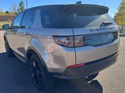 2022 Land Rover Discovery Sport SE