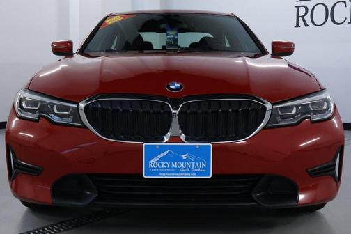 2022 BMW 330 i xDrive