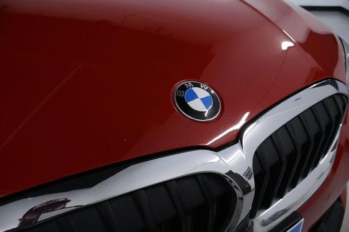 2022 BMW 330 i xDrive