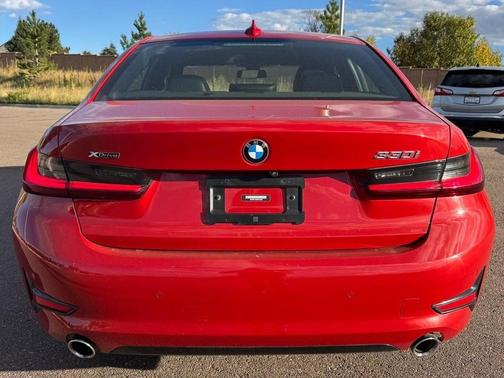 2022 BMW 330 i xDrive