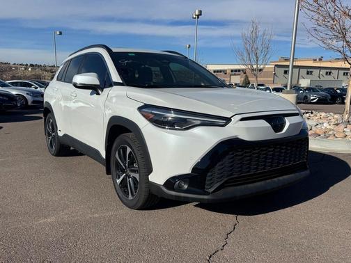 2023 Toyota Corolla Cross Hybrid XSE