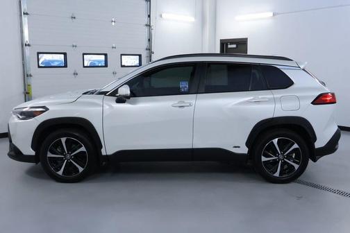 2023 Toyota Corolla Cross Hybrid XSE
