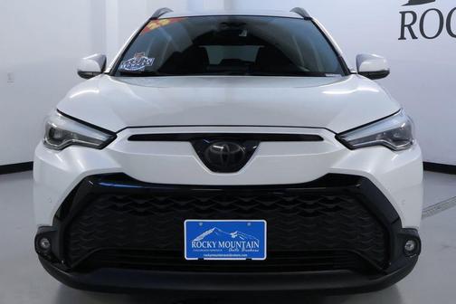 2023 Toyota Corolla Cross Hybrid XSE