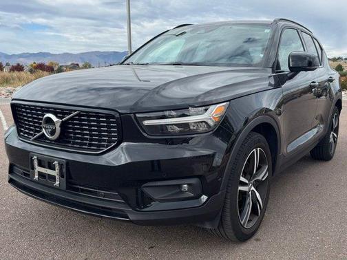 2019 Volvo XC40 T5 R-Design