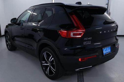 2019 Volvo XC40 T5 R-Design