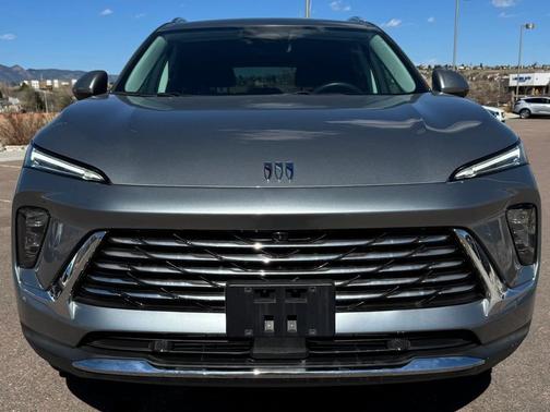 Moonstone Gray Metallic 2024 Buick Envision Preferred