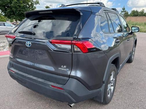 2024 Toyota RAV4 Hybrid LE