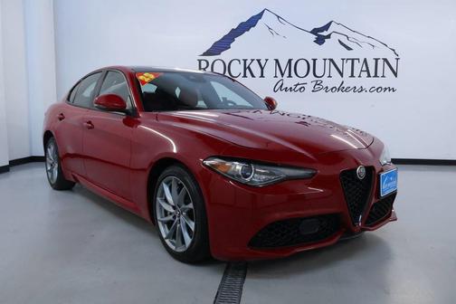 2023 Alfa Romeo Giulia Base