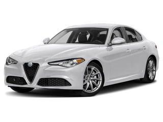White Tri-Coat 2018 Alfa Romeo Giulia Ti