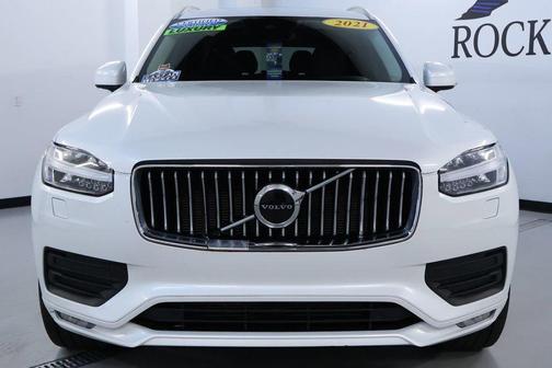 2021 Volvo XC90 T6 Momentum 7 Passenger