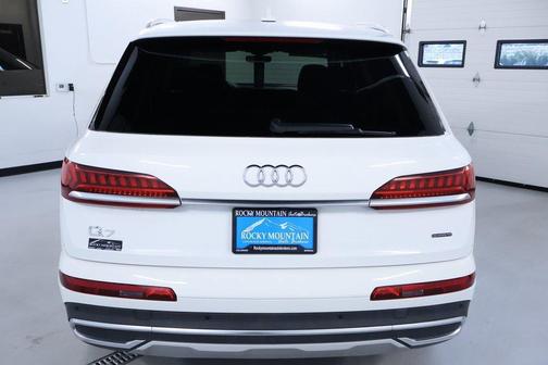 2021 Audi Q7 55 Premium Plus
