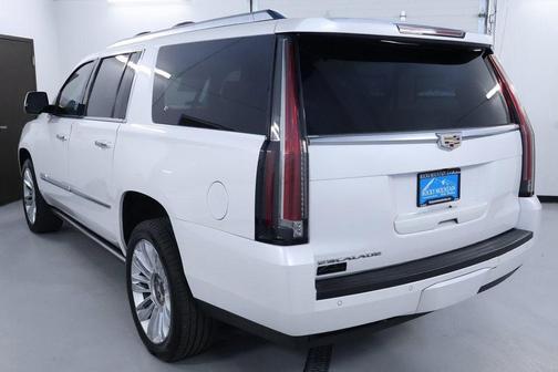 2016 Cadillac Escalade ESV Platinum