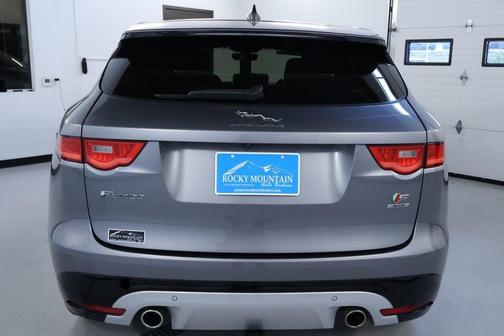 2020 Jaguar F-PACE S