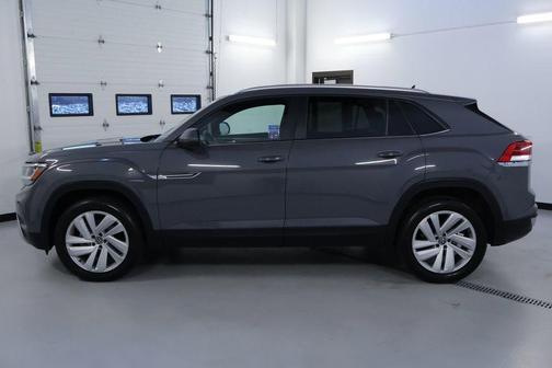 2022 Volkswagen Atlas Cross Sport 3.6L V6 SE w/Technology