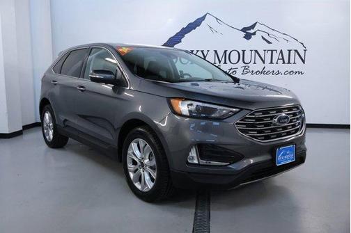 Gray Metallic 2024 Ford Edge Titanium