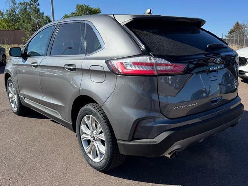 Gray Metallic 2024 Ford Edge Titanium