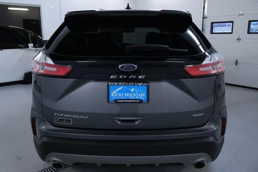 Gray Metallic 2024 Ford Edge Titanium