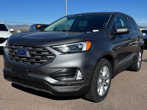 Gray Metallic 2024 Ford Edge Titanium
