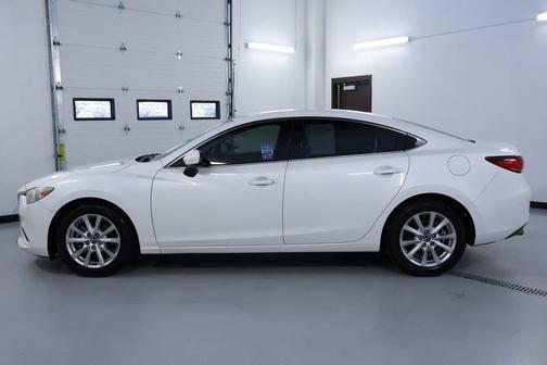 2016 Mazda Mazda6 i Sport