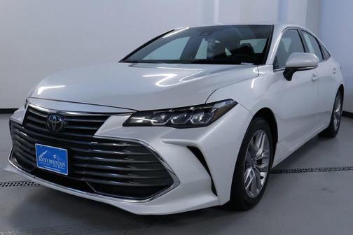 2021 Toyota Avalon XLE