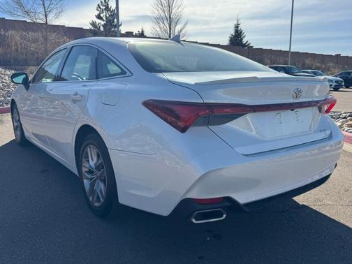 2021 Toyota Avalon XLE